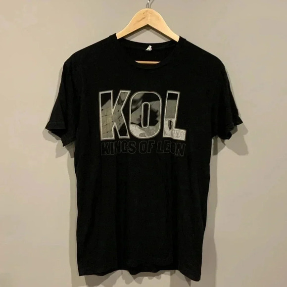 Kings of Leon 2011  Tour Concert T-Shirt - Picture 1 of 4